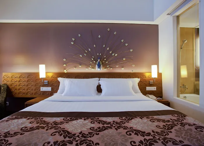 Sun Island &