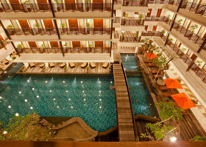 Hotel Sun Island & 4*