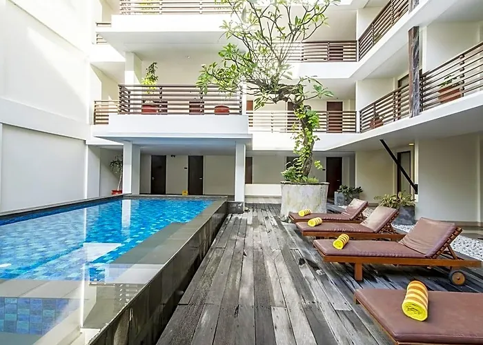 Hotel Sun Island & 4*