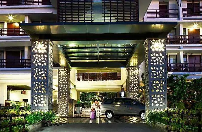 Hotel Sun Island &